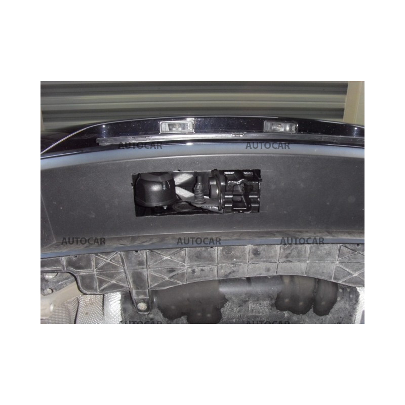 Anhängerkupplung für PASSAT - 4 -tür., Combi 4x4 - automat vertikal–AHK abnehmbar - von 2010/-