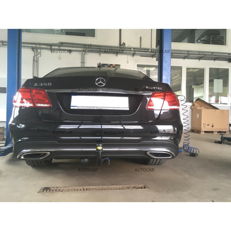 Anhängerkupplung für E - 4-türig (W 211) - manuell–AHK starr - von 2002 bis 2008