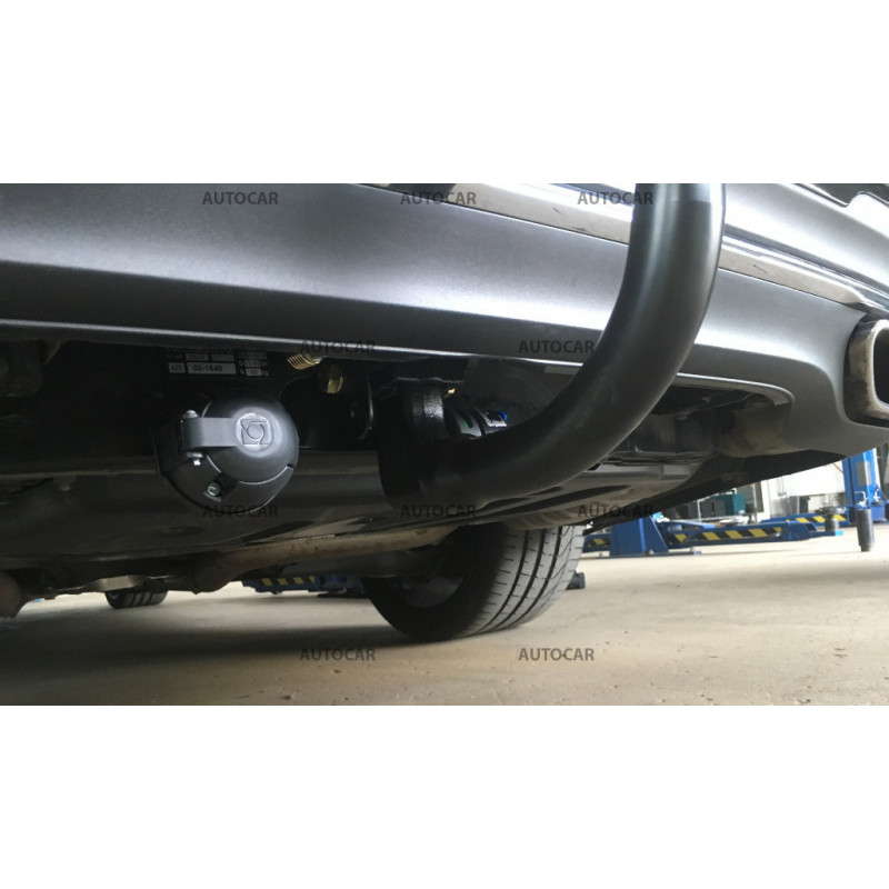 Anhängerkupplung für E - 4-türig (W 211) - manuell–AHK starr - von 2002 bis 2008