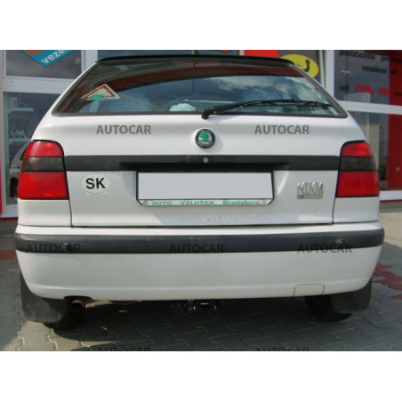 Anhängerkupplung für Skoda FELICIA - 5-tür. - automat–AHK abnehmbar Anhängerkupplung für Skoda FELICIA - 5-tür. - automat–AHK abnehmbar