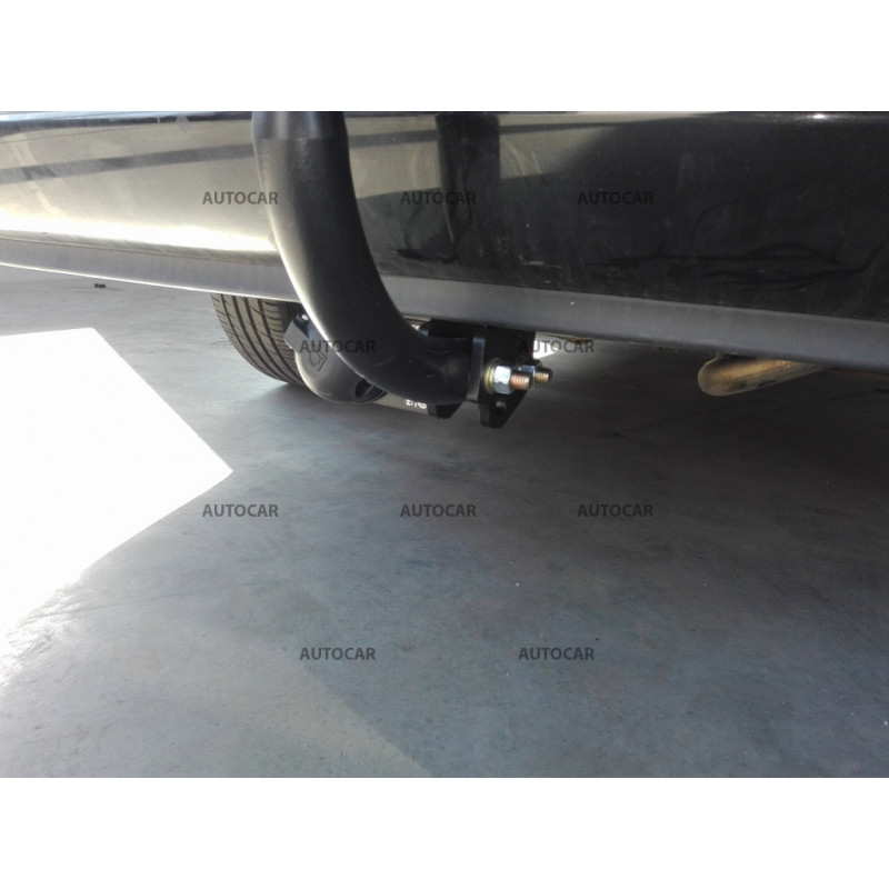 Anhängerkupplung für Toyota AVENSIS - T25/T26 - 4/5 tür. - manuall–AHK starr