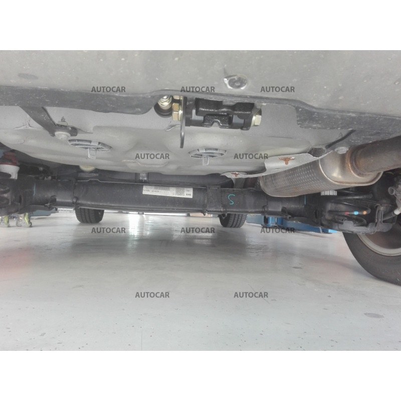 Anhängerkupplung für Peugeot 2008 - nicht AdBlue - automat–AHK vertikal abnehmbar