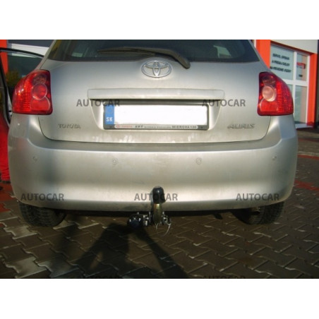 Anhängerkupplung für Toyota AURIS - E15 - 3/5 tür. - automat–AHK abnehmbar