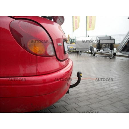 Anhängerkupplung für Toyota COROLLA - E11 - 4/5 tür. - manuall–AHK starr