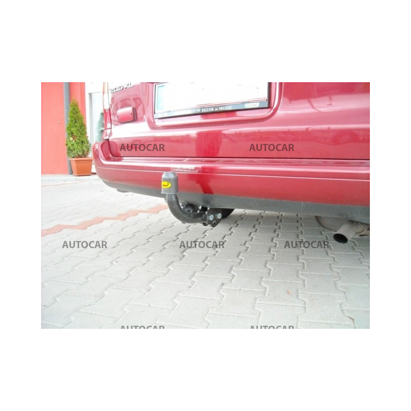 Anhängerkupplung für Toyota COROLLA - E10 - Kombi - manuall–AHK starr