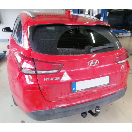 Anhängerkupplung für Hyundai i30 CW - manuell–AHK starr