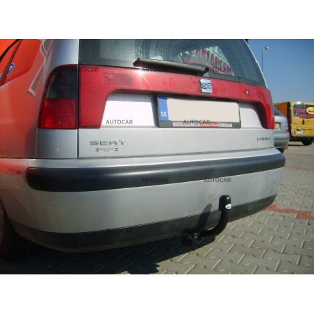 Anhängerkupplung für Seat CORDOBA - 4 tür. / Kombi - manuall–AHK starr Anhängerkupplung für Seat CORDOBA - 4 tür. / Kombi - manuall–AHK starr