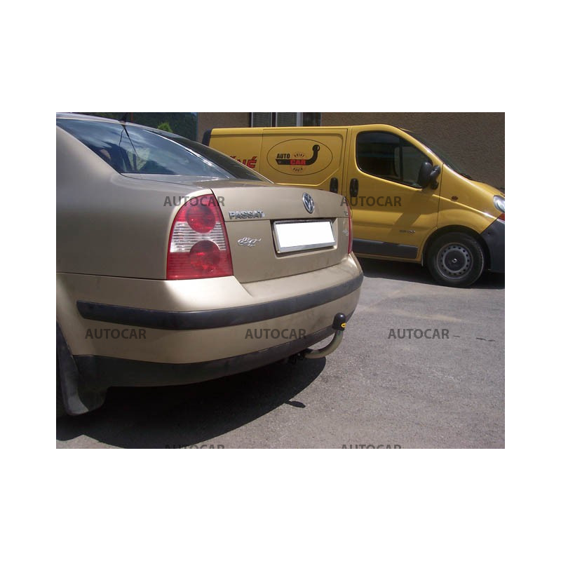 Anhängerkupplung für Volkswagen PASSAT - V. - nie 4x4 - automat–AHK abnehmbar