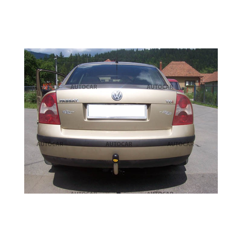 Anhängerkupplung für Volkswagen PASSAT - V. - nie 4x4 - automat–AHK abnehmbar