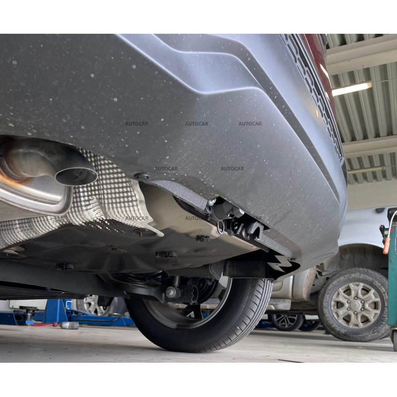 Anhängerkupplung für Nissan Juke - automat vertikal–AHK abnehmbar