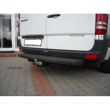 Anhängerkupplung für Mercedes SPRINTER - Kastenwagen mit Treppe - Einzelräder - Radstand 3,665 / 4,325 m - Festeinbau Anhängerkupplung für Mercedes SPRINTER - Kastenwagen mit Treppe - Einzelräder - Radstand 3,665 / 4,325 m - Festeinbau