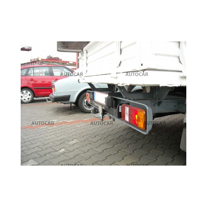 Anhängerkupplung für Volkswagen TRANSPORTER - T4 - Pritschenwagen - manuall–AHK starr