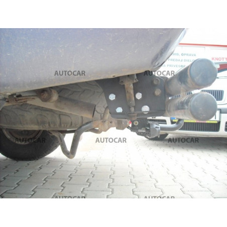 Anhängerkupplung für NAVARA - rúrkový nárazník , ( D 40 ) - automat–AHK abnehmbar - von 2006 Anhängerkupplung für NAVARA - rúrkový nárazník , ( D 40 ) - automat–AHK abnehmbar - von 2006