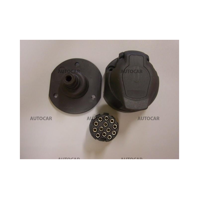 Zásuvka - 13 pólová