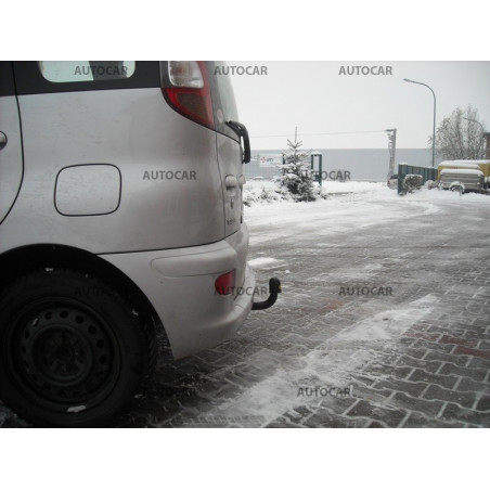 Anhängerkupplung für Toyota YARIS - VERSO - 5 tür. - manuall–AHK starr