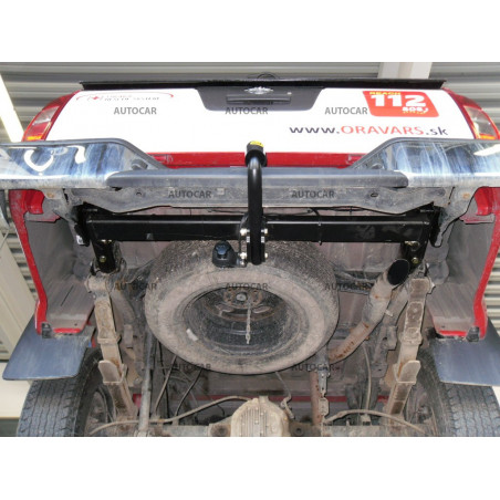 Anhängerkupplung für NAVARA - mit Treppe, ( D 40 ) - manuall–AHK starr - von 2006 Anhängerkupplung für NAVARA - mit Treppe, ( D 40 ) - manuall–AHK starr - von 2006