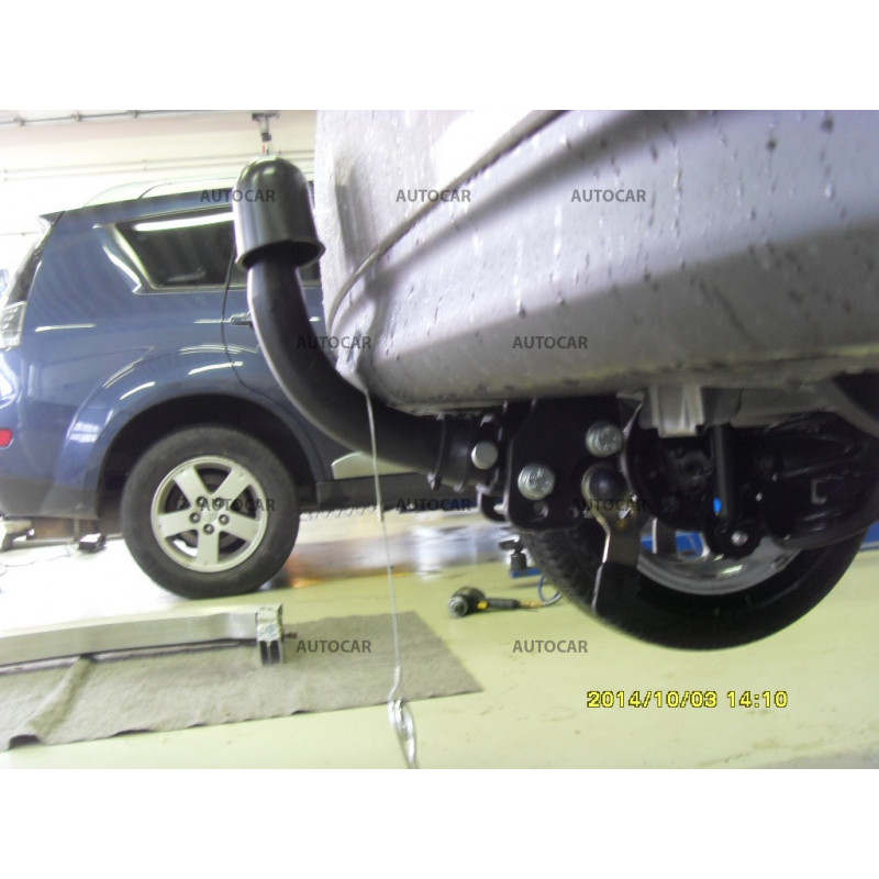 Anhängerkupplung für YARIS - 3/5-türig., ( P 13 ) - automat–AHK abnehmbar - von 10.2011/-