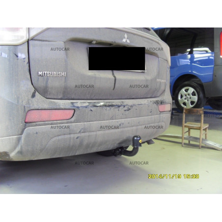 Anhängerkupplung für OUTLANDER - suv - manuall–AHK starr - von 09.2012/- Anhängerkupplung für OUTLANDER - suv - manuall–AHK starr - von 09.2012/-