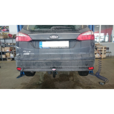 Anhängerkupplung für Ford Focus III combi- automat – AHK abnehmbar -2011/- Anhängerkupplung für Ford Focus III combi- automat – AHK abnehmbar -2011/-