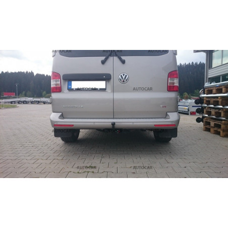Anhängerkupplung für Volkswagen TRANSPORTER / MULTIVAN / CARAVELLA - T5 - Kastenwagen - automat–AHK vertikal abnehmbar