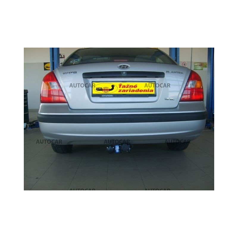 Anhängerkupplung für Hyundai ELANTRA - 4/5 tür. - automat–AHK abnehmbar