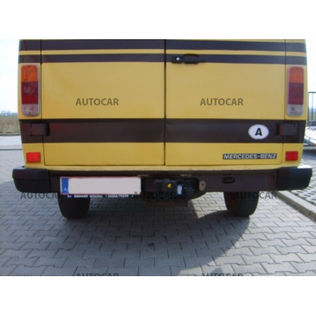Anhängerkupplung für Mercedes 207-210 / 307-310 / 407-410 - manuall–AHK starr