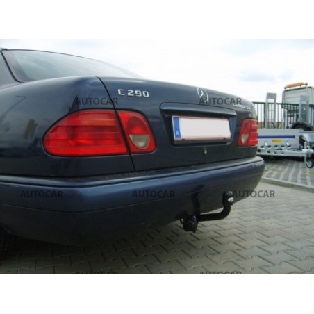 Anhängerkupplung für E - trieda E, 4-türig (W 210) - manuell–AHK starr - von 1995/06 bis 2002/03