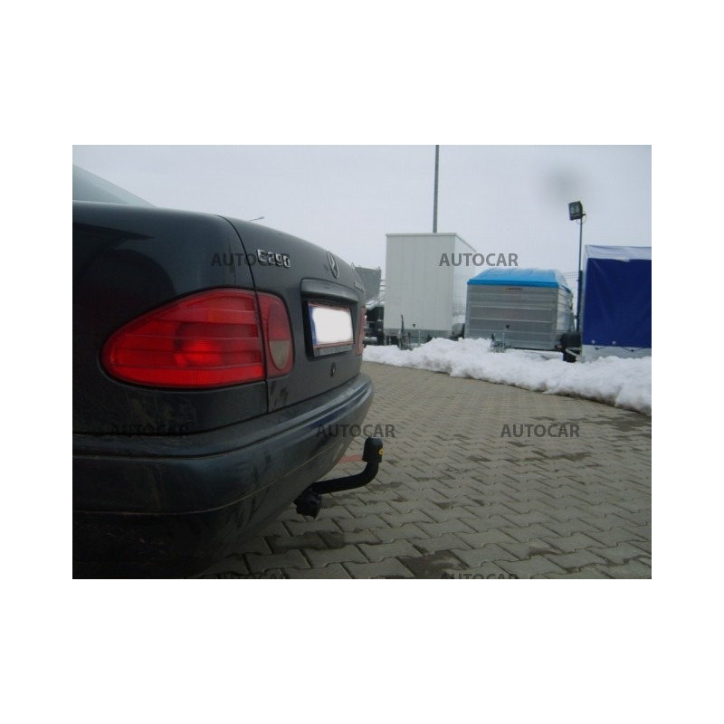 Anhängerkupplung für E - trieda E, 4-türig (W 210) - manuell–AHK starr - von 1995/06 bis 2002/03