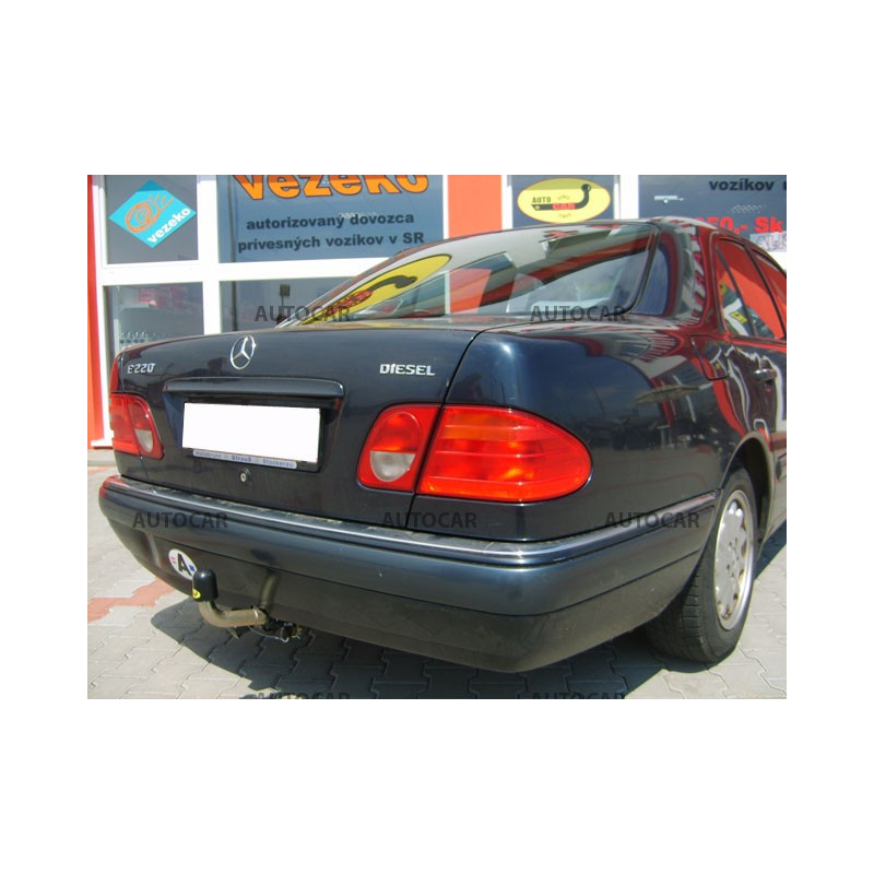 Anhängerkupplung für E - trieda E, 4-türig (W 210) - automat–AHK abnehmbar - von 1995/06 bis 2002/03