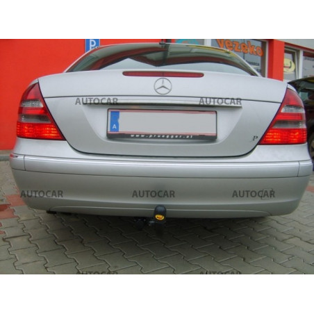 Anhängerkupplung für E - 4-türig (W 211) - manuell–AHK starr - von 2002 bis 2008 Anhängerkupplung für E - 4-türig (W 211) - manuell–AHK starr - von 2002 bis 2008