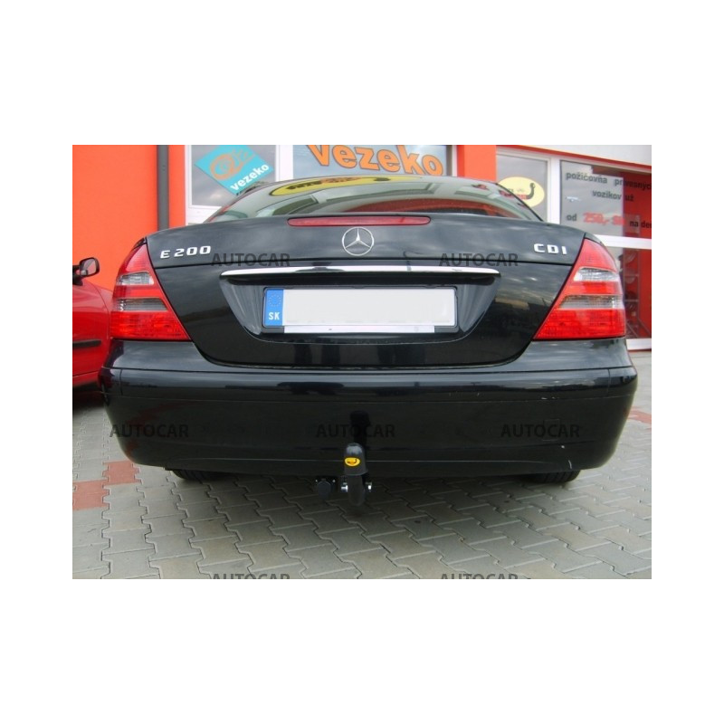 Anhängerkupplung für E - 4-türig (W 211) - manuell–AHK starr - von 2002 bis 2008