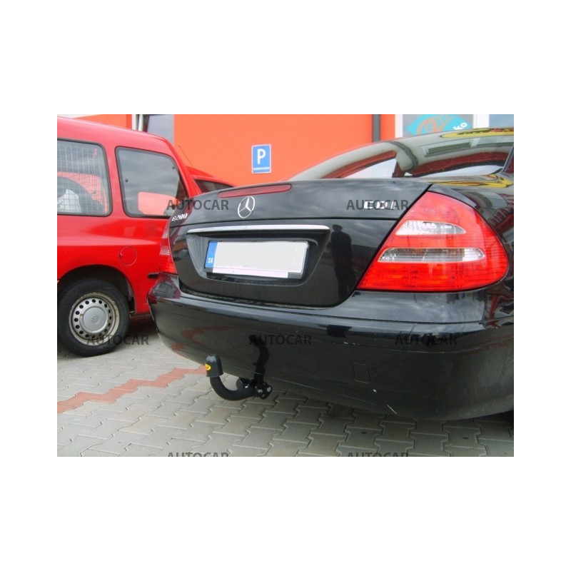 Anhängerkupplung für E - 4-türig (W 211) - manuell–AHK starr - von 2002 bis 2008