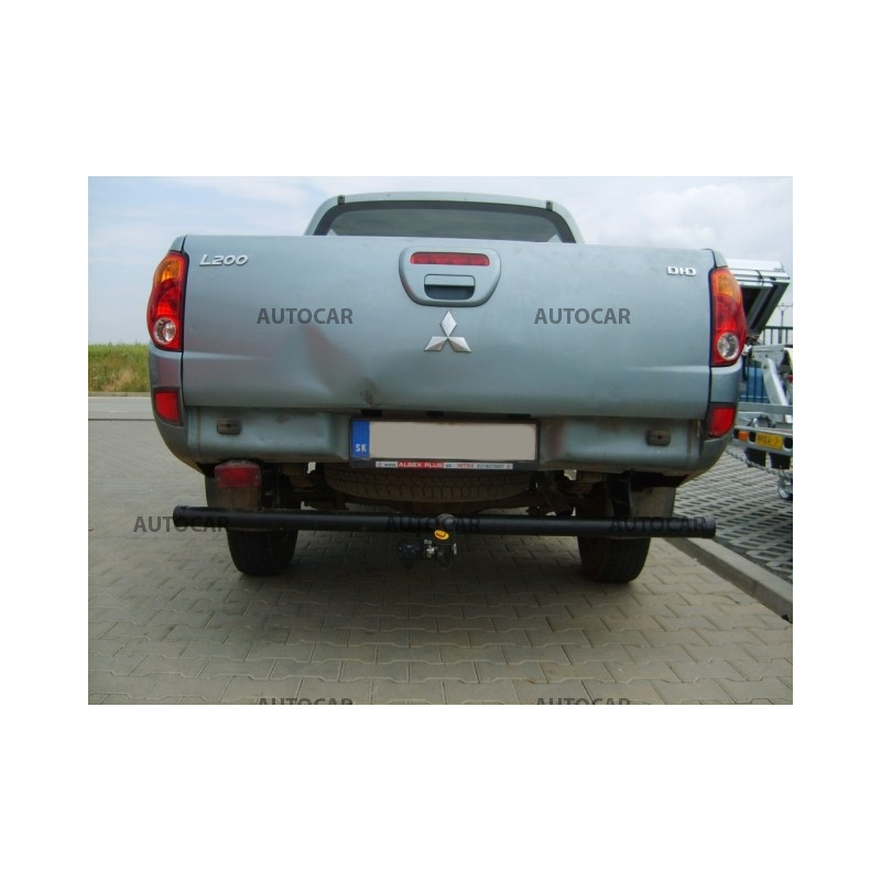 Anhängerkupplung für L 200 - jedno aj dvoj kabína skriňa - manuell–AHK starr - von 2006