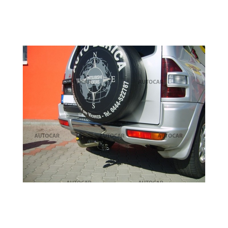 Anhängerkupplung für PAJERO - 5-türig ( V60,V70 ) - automat–AHK abnehmbar - von 2000 bis 2006/12