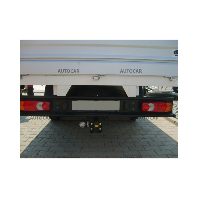 Anhängerkupplung für CABSTAR E - valník - starre Anhängerkupplung - von 2000