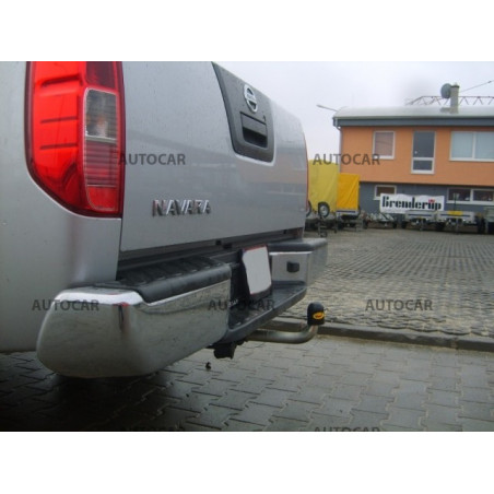 Anhängerkupplung für NAVARA - so schodíkom, ( D 40 ) - automat–AHK abnehmbar - von 2006 Anhängerkupplung für NAVARA - so schodíkom, ( D 40 ) - automat–AHK abnehmbar - von 2006