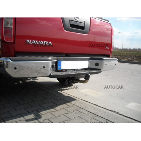 Anhängerkupplung für NAVARA - so schodíkom, ( D 40 ) - automat–AHK abnehmbar - von 2006 Anhängerkupplung für NAVARA - so schodíkom, ( D 40 ) - automat–AHK abnehmbar - von 2006