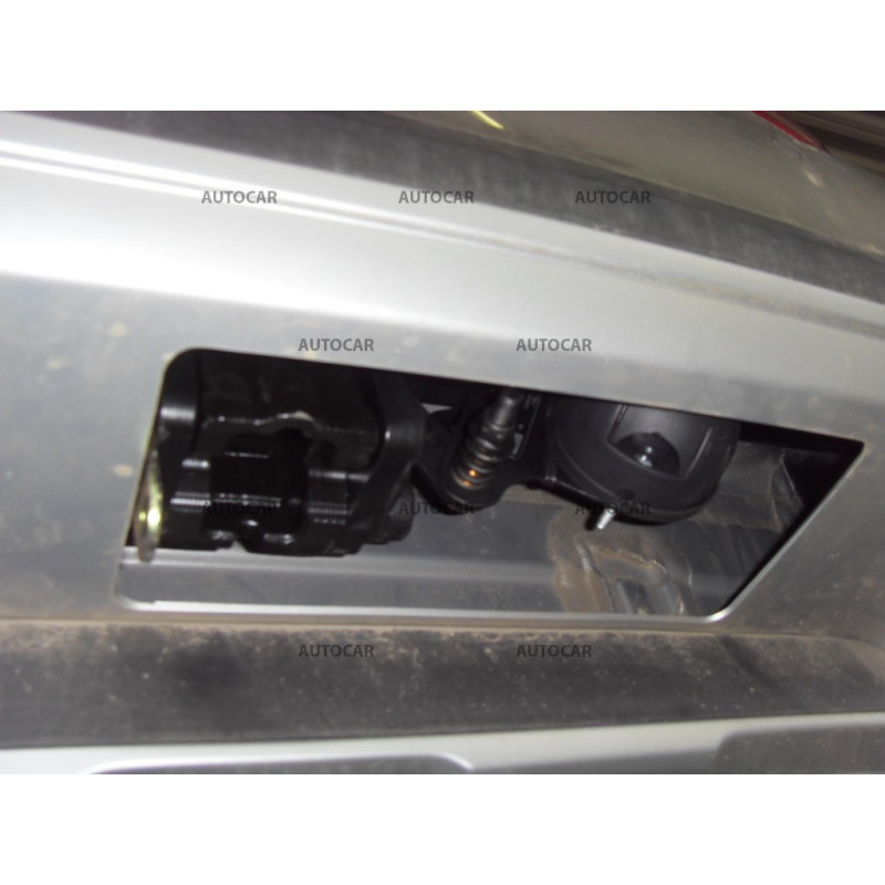 Anhängerkupplung für VW GOLF - VII,combi - automat vertikal–AHK abnehmbar - von 08.2013/-