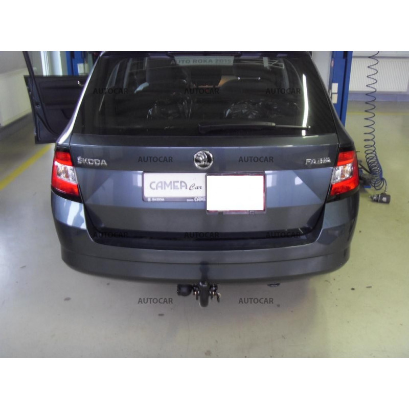 Anhängerkupplung für FABIA - combi- automat–AHK abnehmbar - von 2015/-