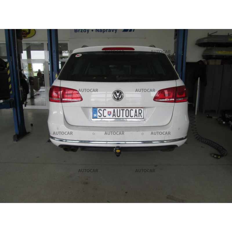 Anhängerkupplung für PASSAT - 4-türig Combi, aj 4x4, (3 C2, 3 C5) - manuell–AHK starr - von 2005/04