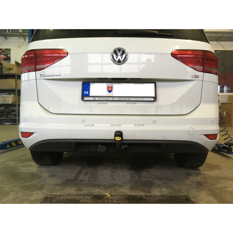 Anhängerkupplung für VW TOURAN - 5 tür., VAN - vertikal–AHK abnehmbar - von 2015