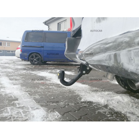 Anhängerkupplung für HILUX - 4 WD (N25) so schodíkom - starre Anhängerkupplung - von 2005 Anhängerkupplung für HILUX - 4 WD (N25) so schodíkom - starre Anhängerkupplung - von 2005
