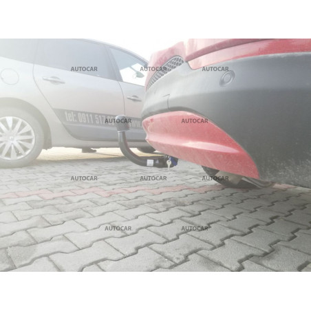 Anhängerkupplung für FIAT 500X -- automat–AHK vertikal abnehmbar - von 2014/-