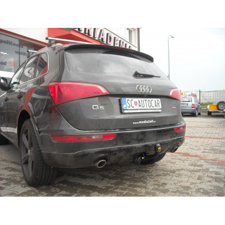 Anhängerkupplung für Q5 - SUV - manuall–AHK starr - von 2008 Anhängerkupplung für Q5 - SUV - manuall–AHK starr - von 2008
