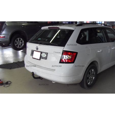 Anhängerkupplung für FABIA - kombi. - manuell–AHK starr - von 2015/- Anhängerkupplung für FABIA - kombi. - manuell–AHK starr - von 2015/-
