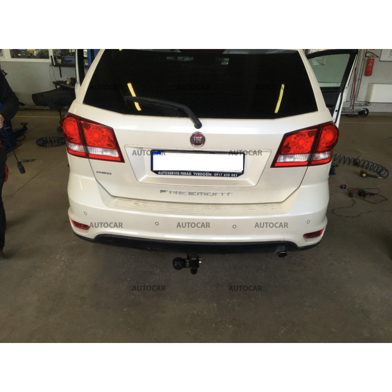 Anhängerkupplung für Fiat FREEMONT - 5-türig - manuell–AHK starr- ab 2011