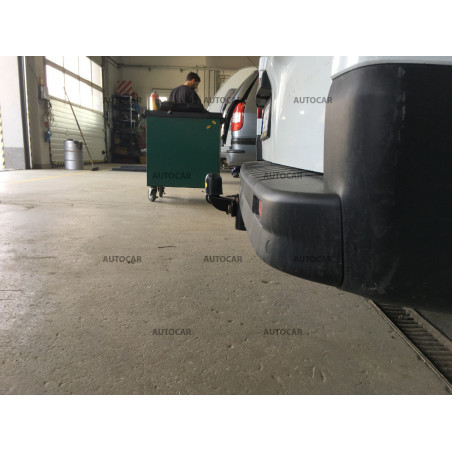 Anhängerkupplung für HILUX - Pick-up, (4WD), mit Treppe - manuall–AHK starr - von 1997/10 bis 2004 Anhängerkupplung für HILUX - Pick-up, (4WD), mit Treppe - manuall–AHK starr - von 1997/10 bis 2004