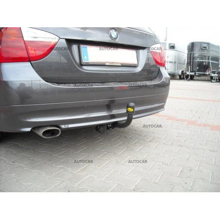 Anhängerkupplung für seria 3 - 4 dv E 90 Touring, combi E 91 - manuell–AHK starr - von 2005 Anhängerkupplung für seria 3 - 4 dv E 90 Touring, combi E 91 - manuell–AHK starr - von 2005